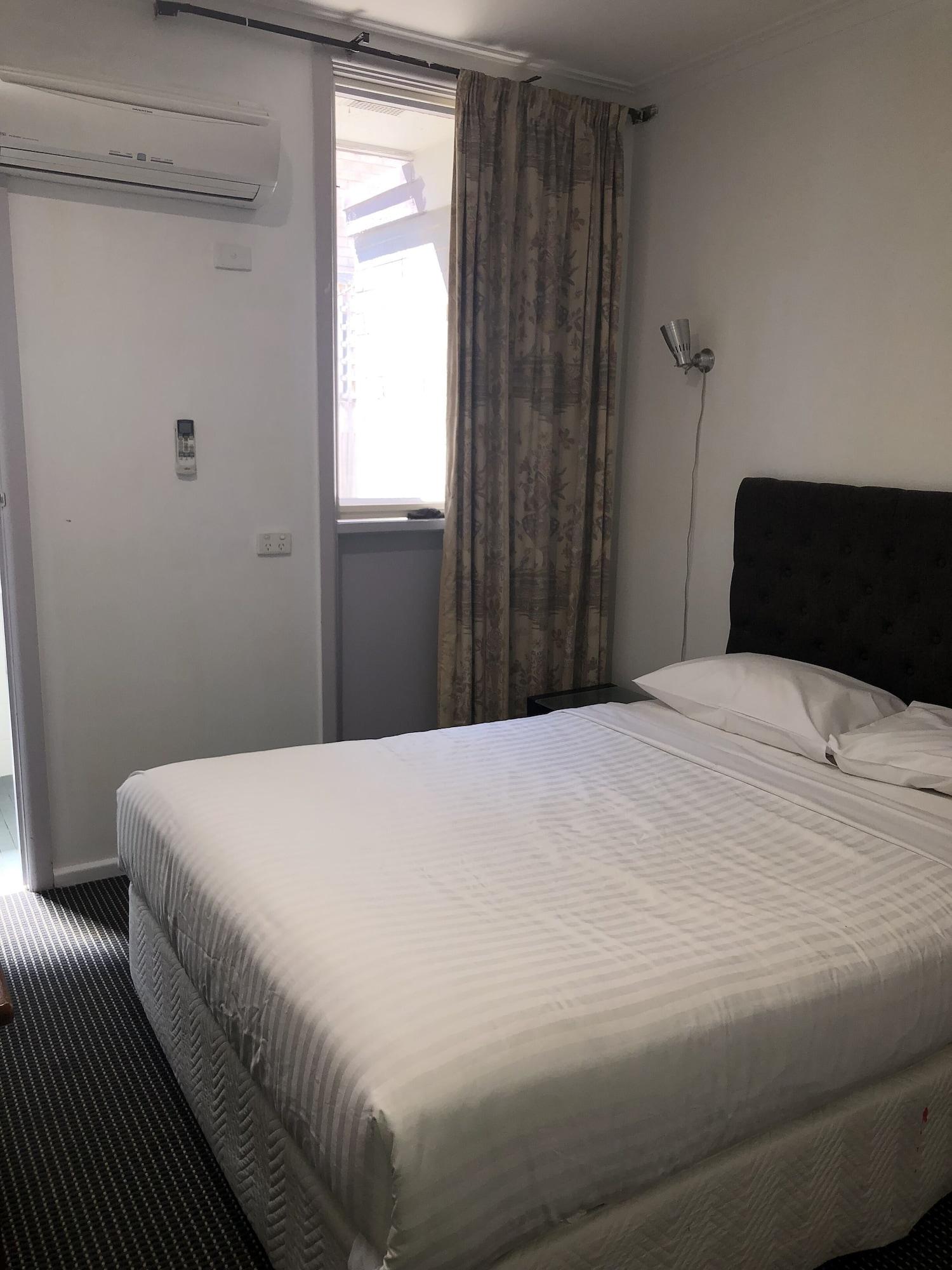 Evancourt Motel Malvern East Екстер'єр фото