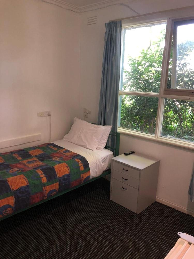 Evancourt Motel Malvern East Екстер'єр фото